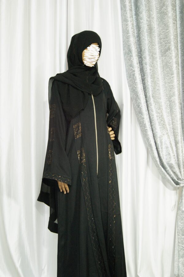 Trendy Front Open Abaya with Zipper – Modern Modest Fashion